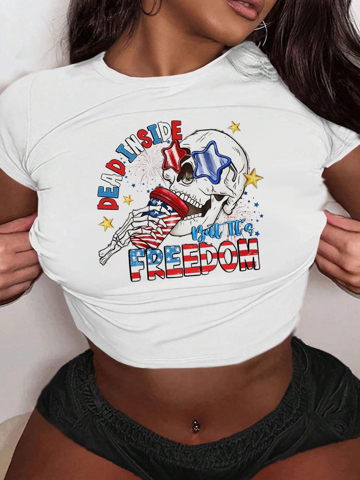 Damen Crop-T-Shirt mit kreativem Lippenmotiv und figurbetontem Schnitt Echo Archiv