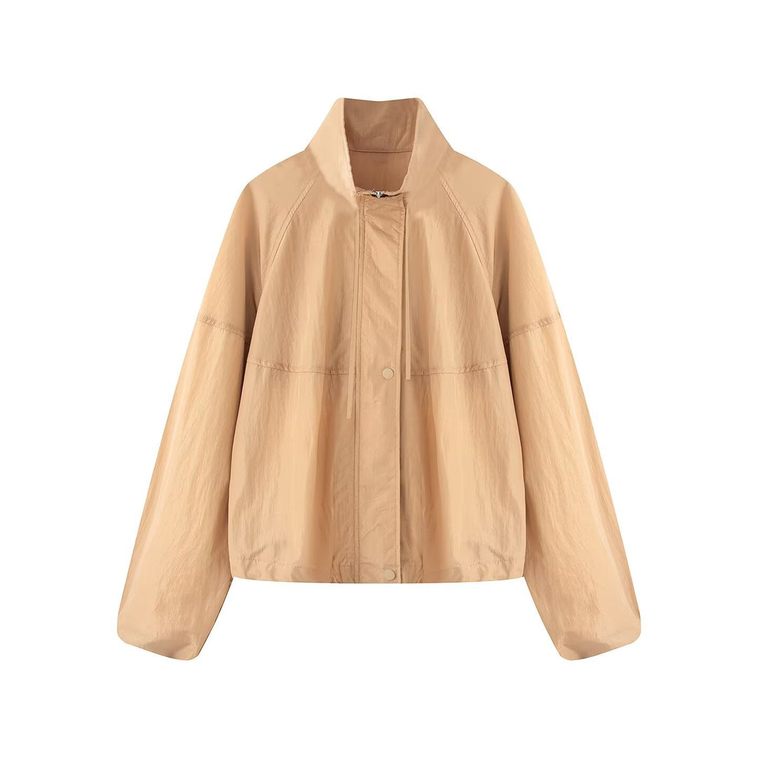 Damen Leichte Oversize-Blousonjacke aus Nylon mit Stehkragen, Kordelzug und Druckknopfverschluss Echo Archiv