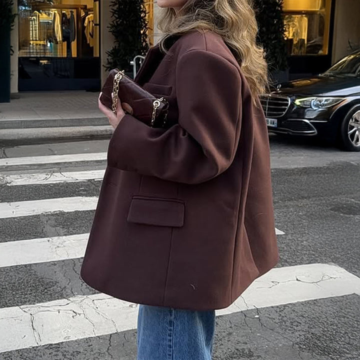 Damen oversized Longblazer mit kastigem Schnitt, Reverskragen, gefütterten Pattentaschen und strukturierter Wollmischung – Célinea