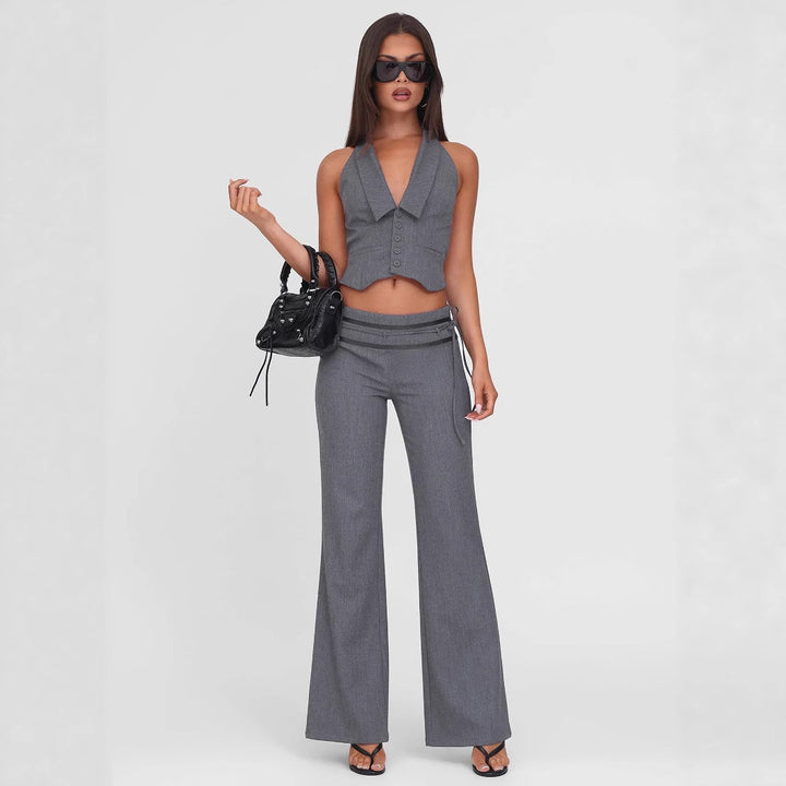 Damen elegantes Wickeloberteil mit stylischem Kragen und verspielten Details Echo Archiv