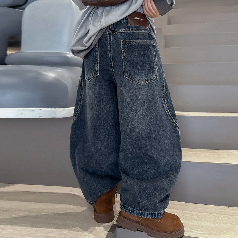 Damen weite Jeanshose mit einzigartigem Schnitt Echo Archiv