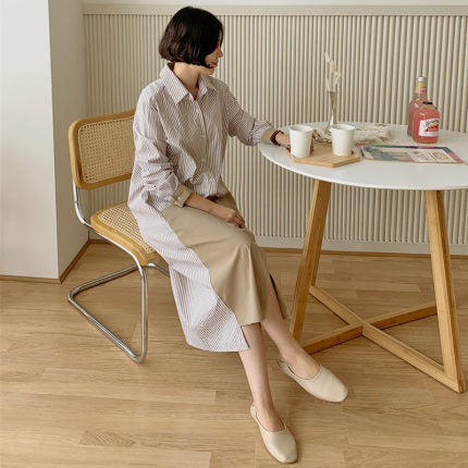 Damen Zweiteilig wirkendes Hemdkleid im Lagenlook mit Streifenpassé, kontrastiertem Rockteil und seitlichem Schlitz – Maréline