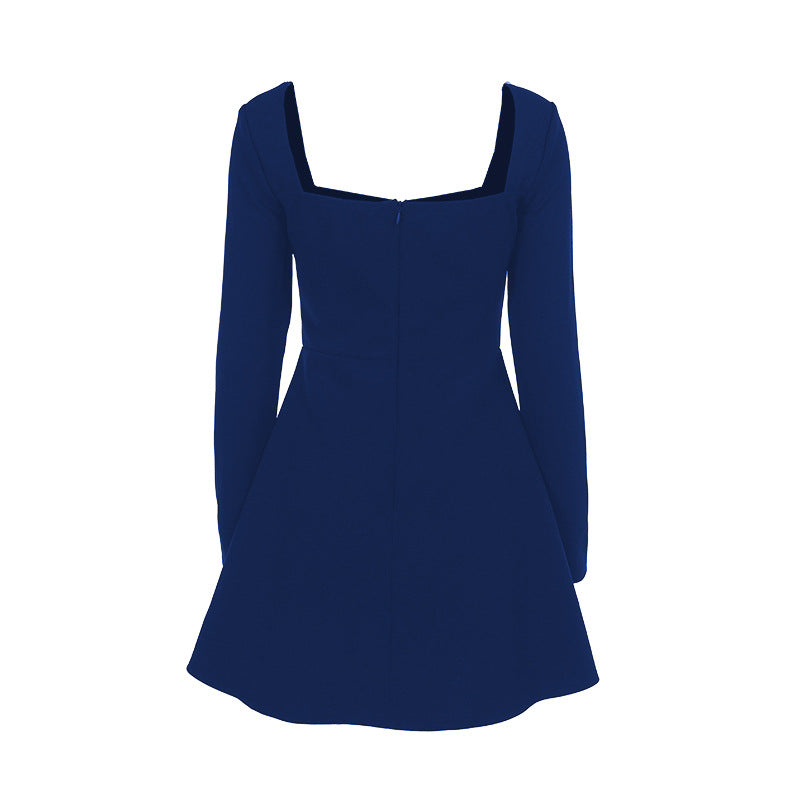 Damen tailliertes Skater-Minikleid mit quadratischem Ausschnitt und langen Ärmeln Echo Archiv