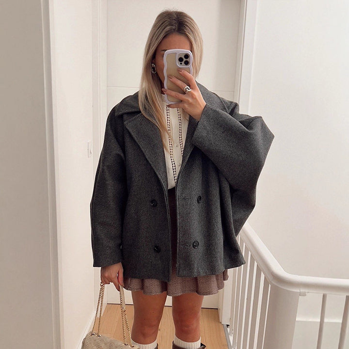 Damen Boxy-Wollmix-Cocoon-Jacke mit doppelreihiger Knopfleiste und weitem Revers Echoarchiv