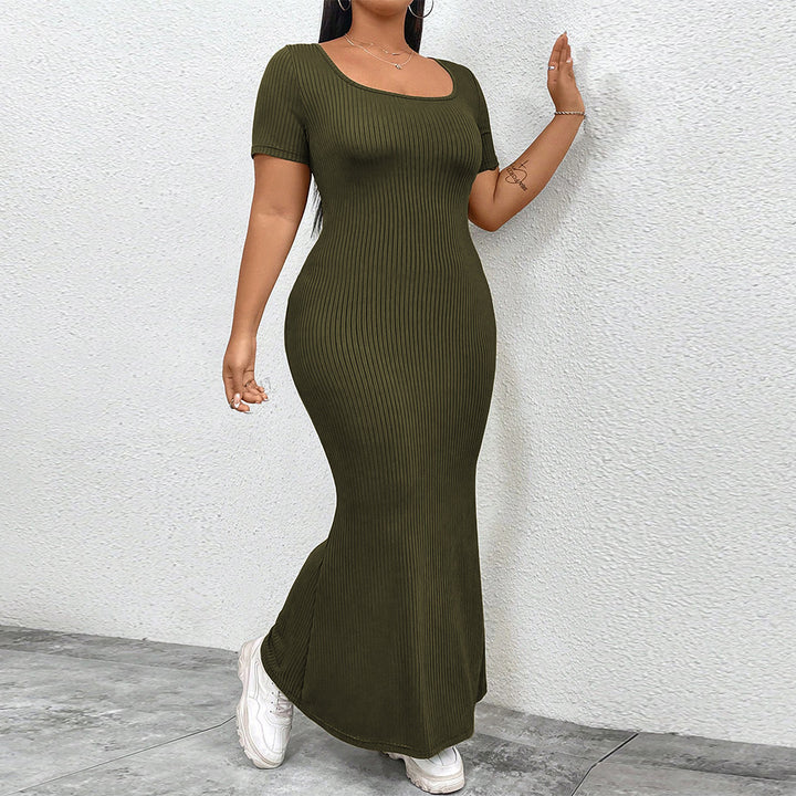 Damen figurbetontes Maxikleid mit quadratischem Ausschnitt aus Rippstrick Echo Archiv