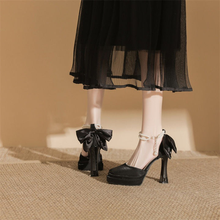 Damen Satin-Plateau-Pumps mit dekorativer Schleife und verstellbarem Knöchelriemen – Lioré
