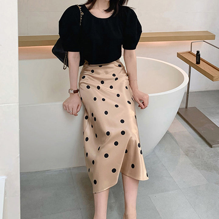 Damen Eleganter Satinrock mit Polka-Dots Echoarchiv
