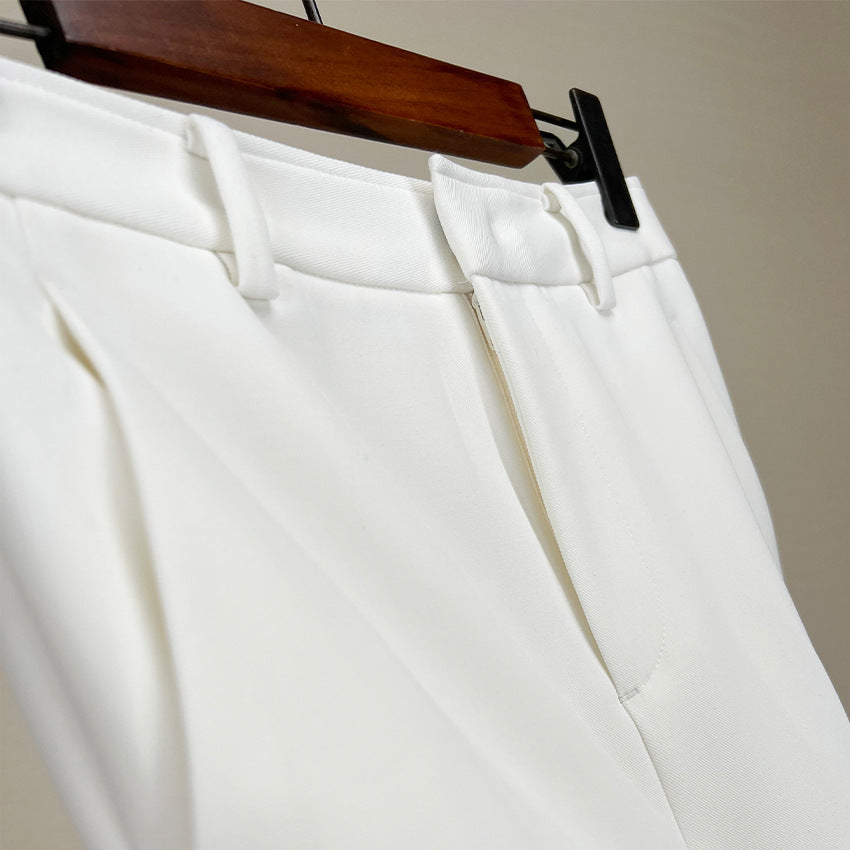 Damen Elegante gerade geschnittene Anzughose mit Bügelfalte und Eingrifftaschen Echoarchiv