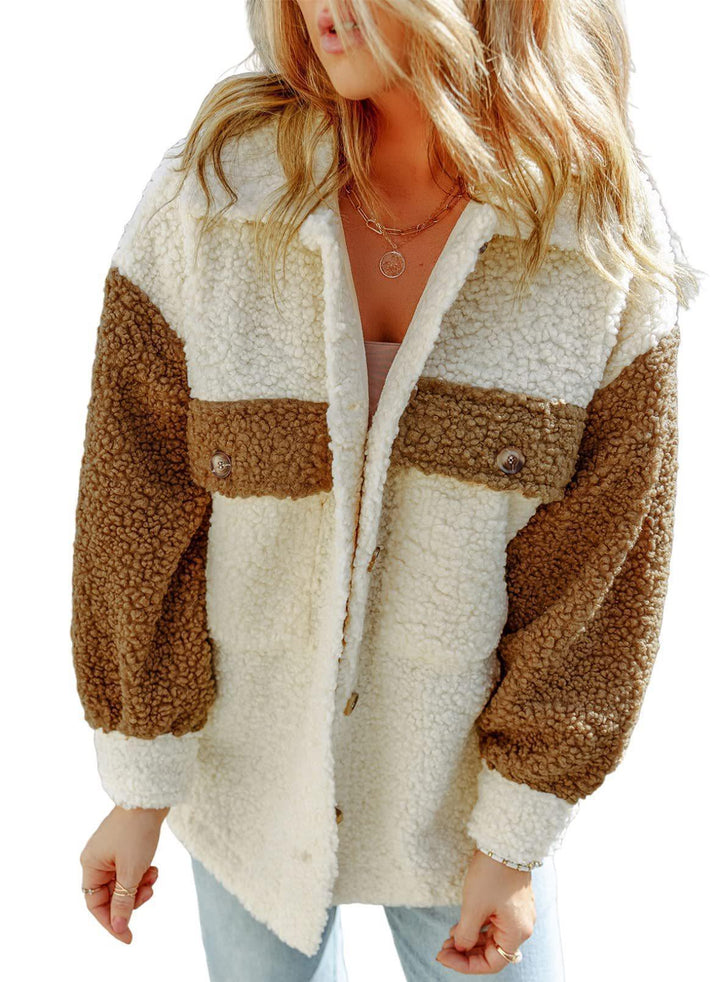 Damen nan oversized Teddy-Hemdjacke mit Kontraststreifen, aufgesetzten Brusttaschen und sichtbarer Knopfleiste Echo Archiv