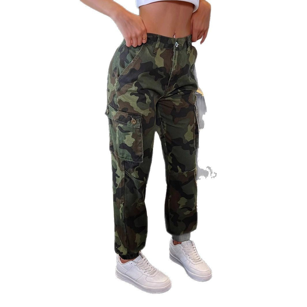 Damen Cargo-Hose mit Camouflage‑Muster, hoher Taille und elastischen Bündchen Echo Archiv