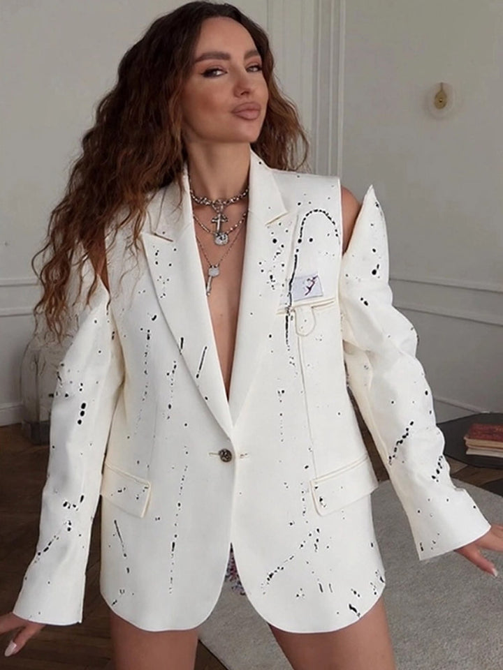 Damen Oversize-Blazer mit Cut-Out-Ärmeln und Paint-Splatter-Optik Echoarchiv