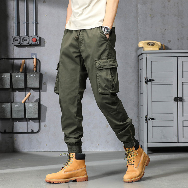 Herren Cargo-Jogginghose im Utility‑Stil mit Tunnelzugbund, Mehrfachtaschen und Reißverschluss‑Knöchel Echo Archiv