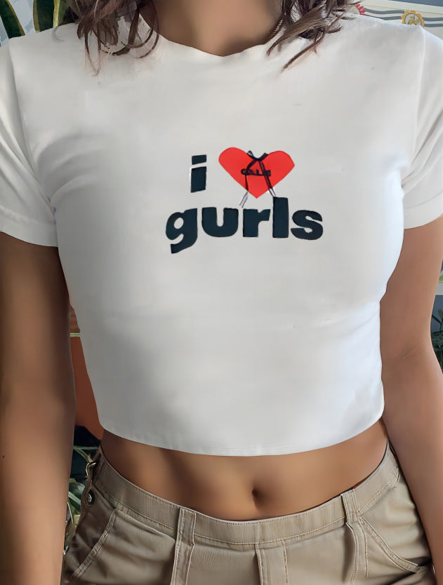 Damen Crop-T-Shirt mit animalistischem Lippenmotiv und auffälligem Schriftzug Echo Archiv
