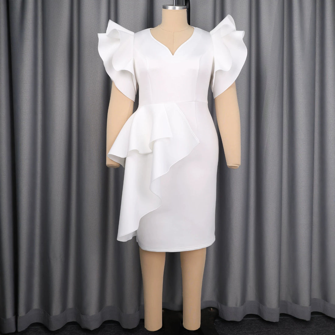 Damen Figurbetontes Kleid mit voluminösen Rüschendetails – Élara