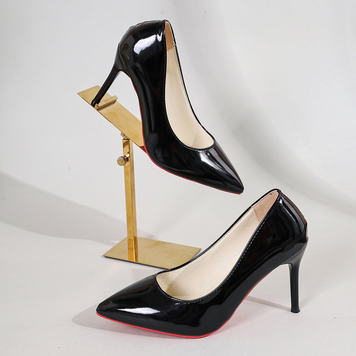 Damen Lackpumps mit spitzer Kappe und Stilettoabsatz Echo Archiv