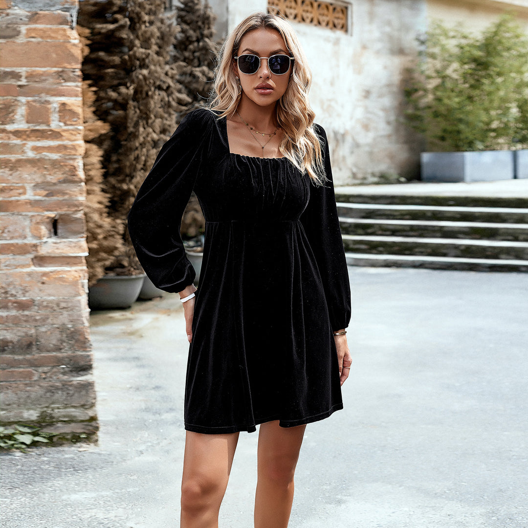Damen Samt-Kurzkleid mit quadratischem Ausschnitt, Empire-Taille und Ballonärmeln – Élara