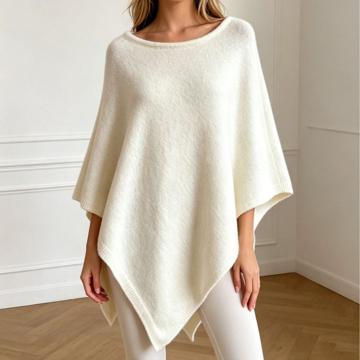 Damen Oversize Strickponcho mit weitem Rundhalsausschnitt – Célinea