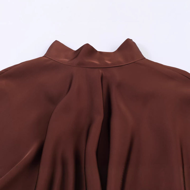 Damen elegantes Satin-Minikleid mit Schleifenkragen, Ballonärmeln und elastischer Taille – Élara