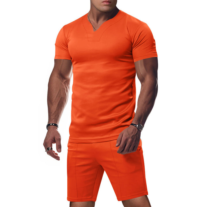 Herren sportliches Kurzarm-Outfit mit V-Ausschnitt und praktischen Taschen Echoarchiv