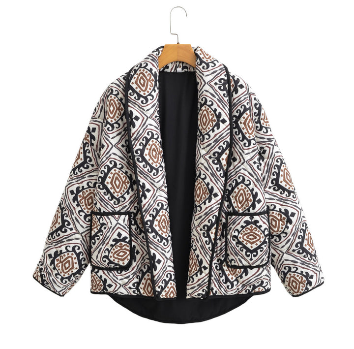 Damen Gesteppte Kimono-Jacke mit Ethno-Print, Kontrastpaspel und aufgesetzten Taschen Echo Archiv