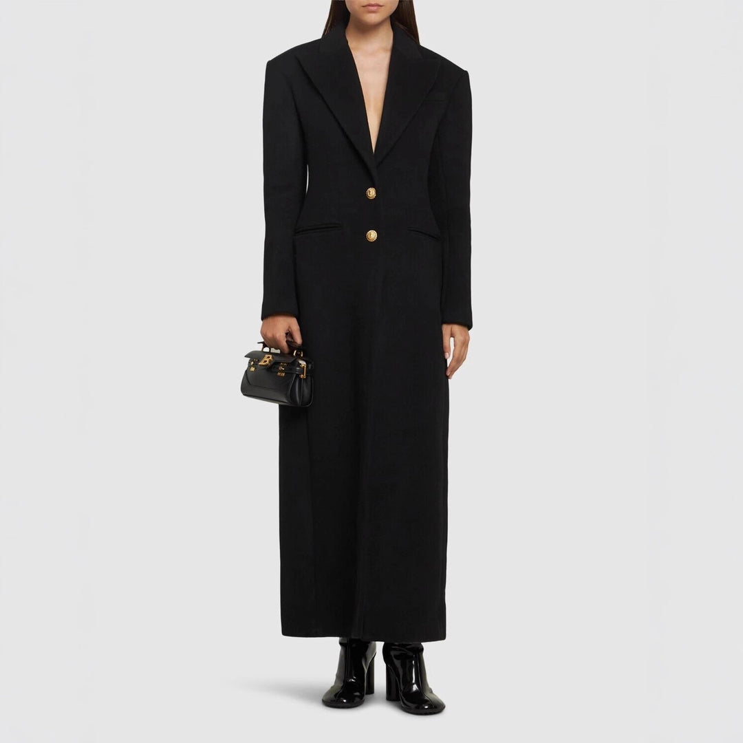 Damen Maxi-Mantelkleid mit markanter Schulterpartie und goldenen Zierknöpfen Echoarchiv