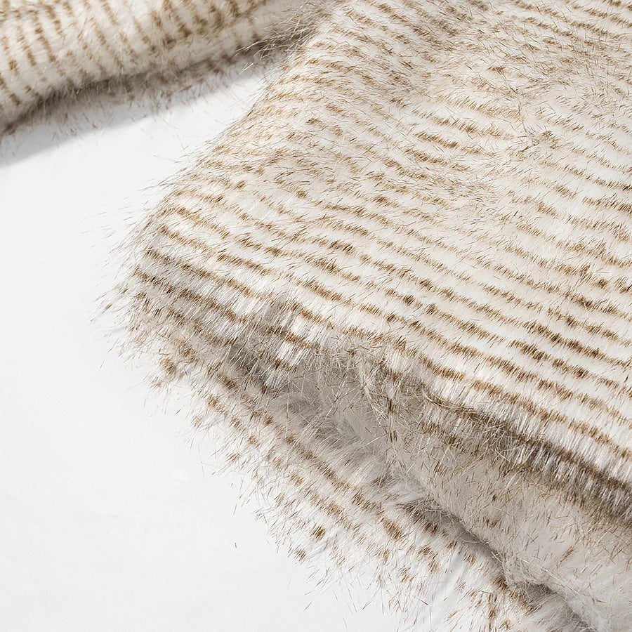 Damen Kurze Kunstfelljacke mit voluminösen Ärmeln und Rundhalsausschnitt Echoarchiv
