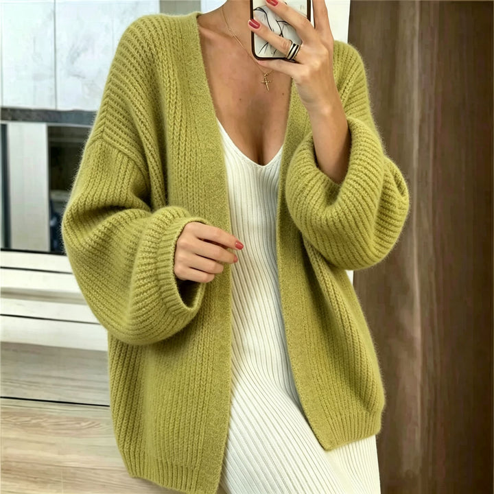 Damen Oversize-Cardigan aus grobem Rippstrick mit Ballonärmeln – Veloura