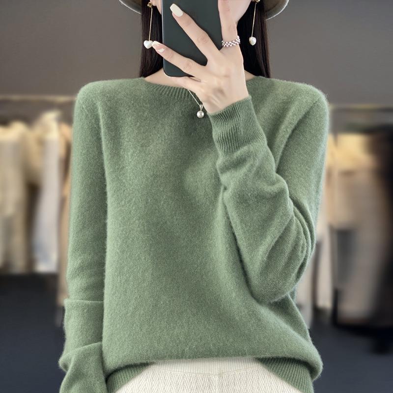 Damen Lockerer Feinstrick-Pullover mit Rundhalsausschnitt und flauschiger Angora-Optik Echoarchiv
