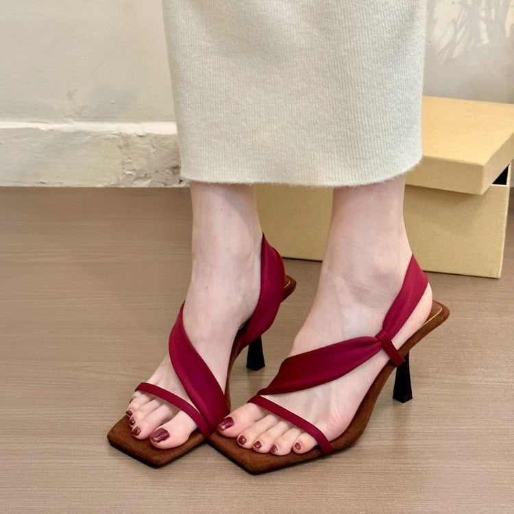 Damen Drehriemen-Stiletto-Sandalen mit quadratischer Zehenbox und Slingback-Detail – Sorelia