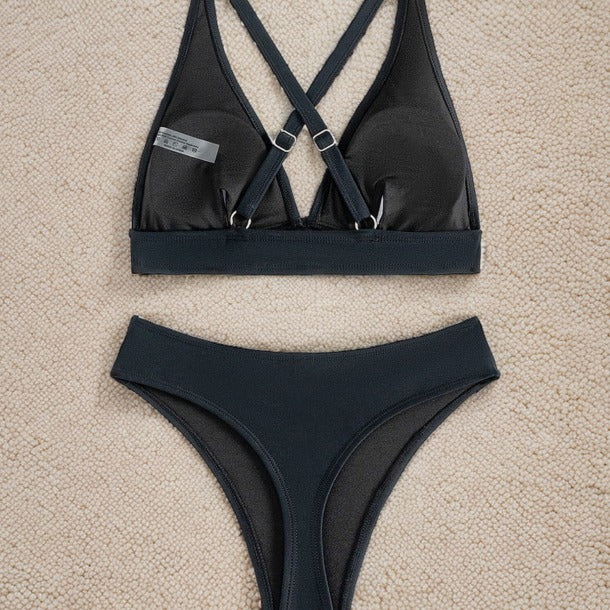 Damen Hochgeschnittener Bikini mit tiefem V-Ausschnitt und sportlichem Design Echo Archiv
