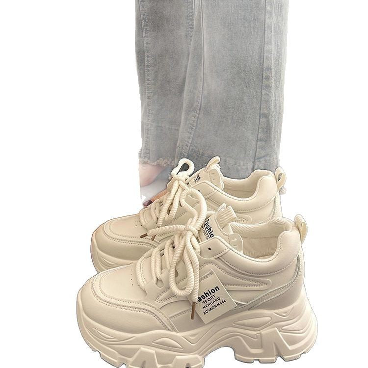 Damen Sportliche Chunky Sneakers mit innovativer Dämpfung und strapazierfähiger Obermaterialstruktur Echo Archiv