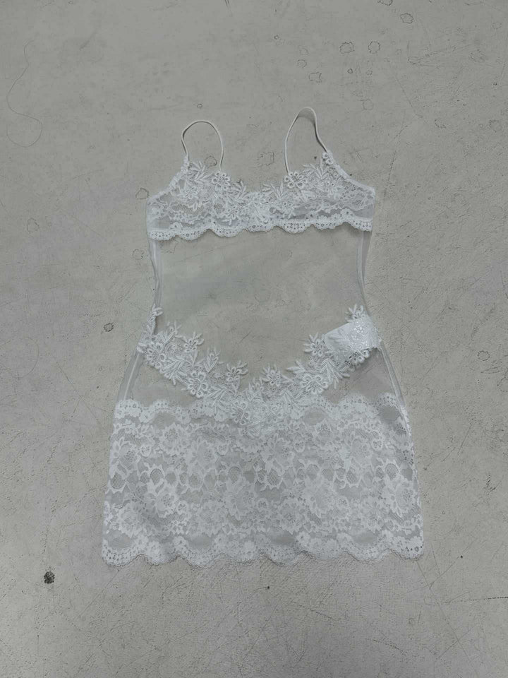 Damen Elegantes transparentes Spitzen-Nachtkleid mit verführerischen Akzenten Echo Archiv