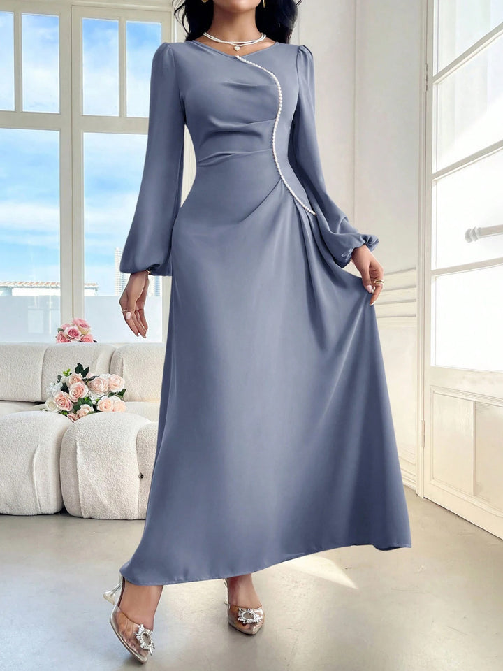 Damen Elegantes Maxikleid mit besonderem Ausschnitt Echo Archiv