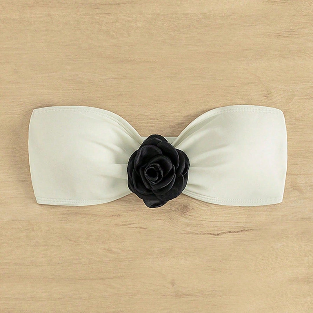 Damen Bandeau-Bikinioberteil mit dekorativer Blumenapplikation Echo Archiv