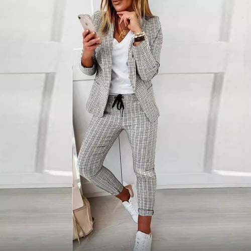 Damen Zweiteiler karierter Blazer und Slim-Fit Jogginghose mit Tunnelzug – Valéne