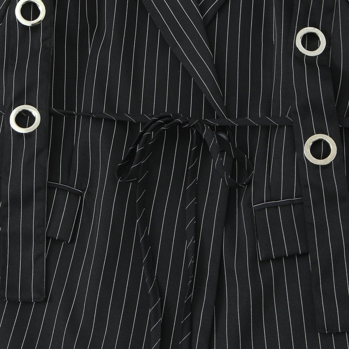 Damen Nadelstreifen-Blazer mit Ösenapplikation und Kordelzug Echo Archiv