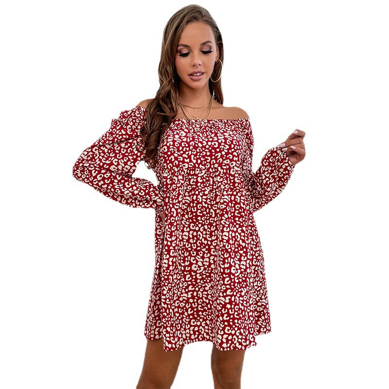 Damen Schulterfreies Babydoll‑Minikleid mit Animalprint, gerafftem Oberteil und langen Ärmeln – Élara