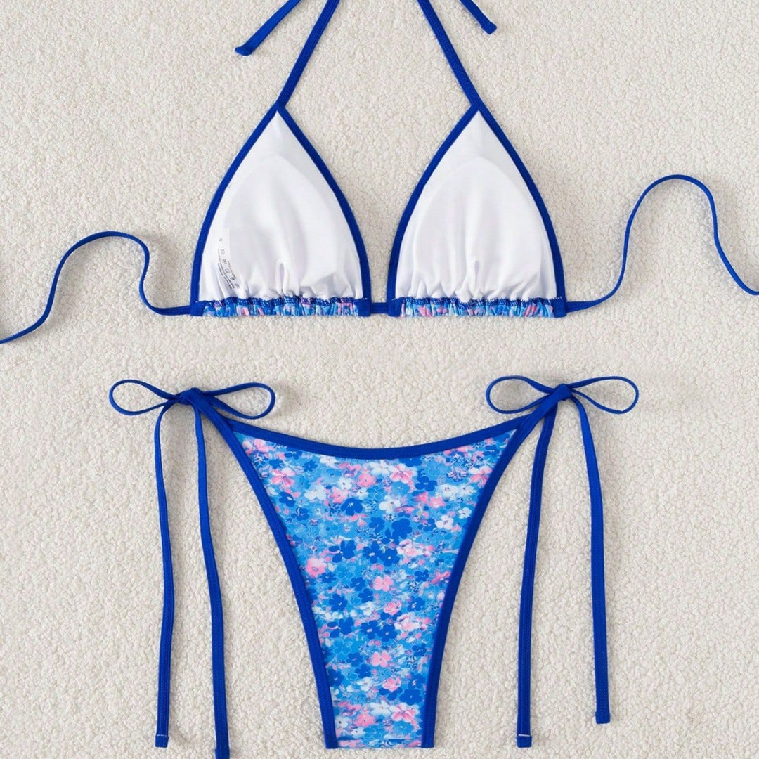 Damen verspielter Triangel-Bikini mit seitlichen Bindebändern Echo Archiv