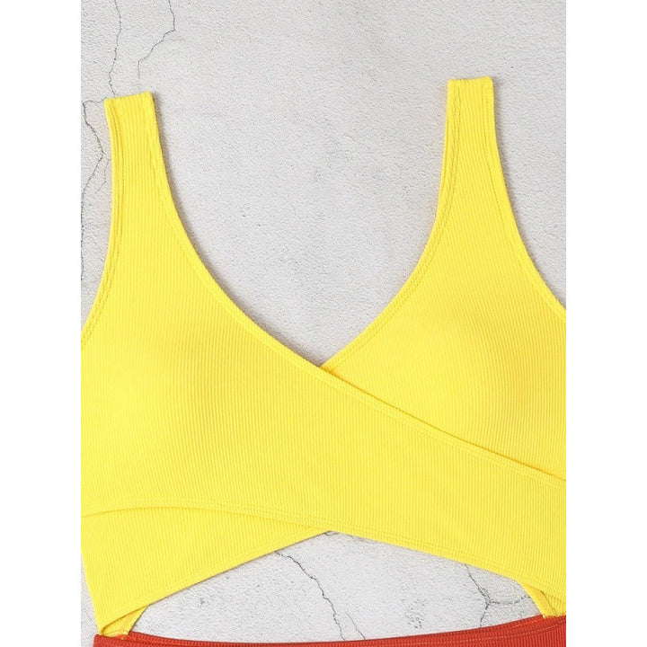 Damen Cut-Out Badeanzug mit hohem Bund und Wickeldesign Echo Archiv