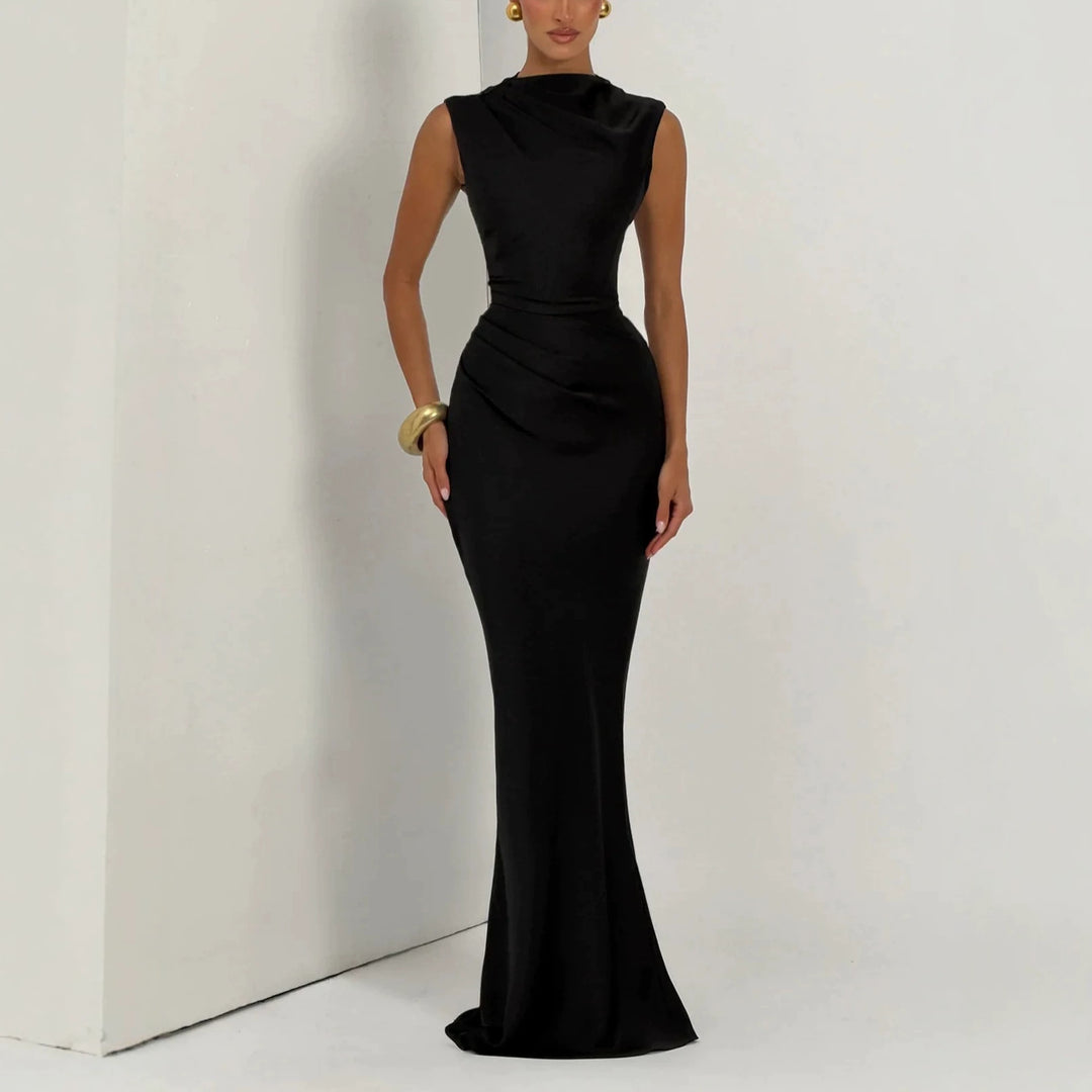 Damen Elegantes Maxikleid mit asymmetrischem Ausschnitt und raffinierten Drapierungen Echo Archiv