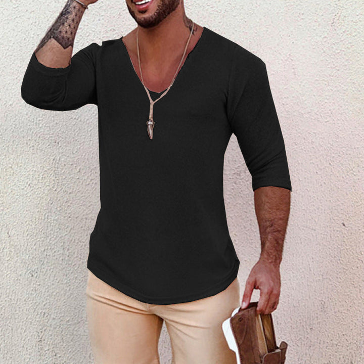 Herren V-Ausschnitt Shirt mit innovativem Strukturdesign Echoarchiv