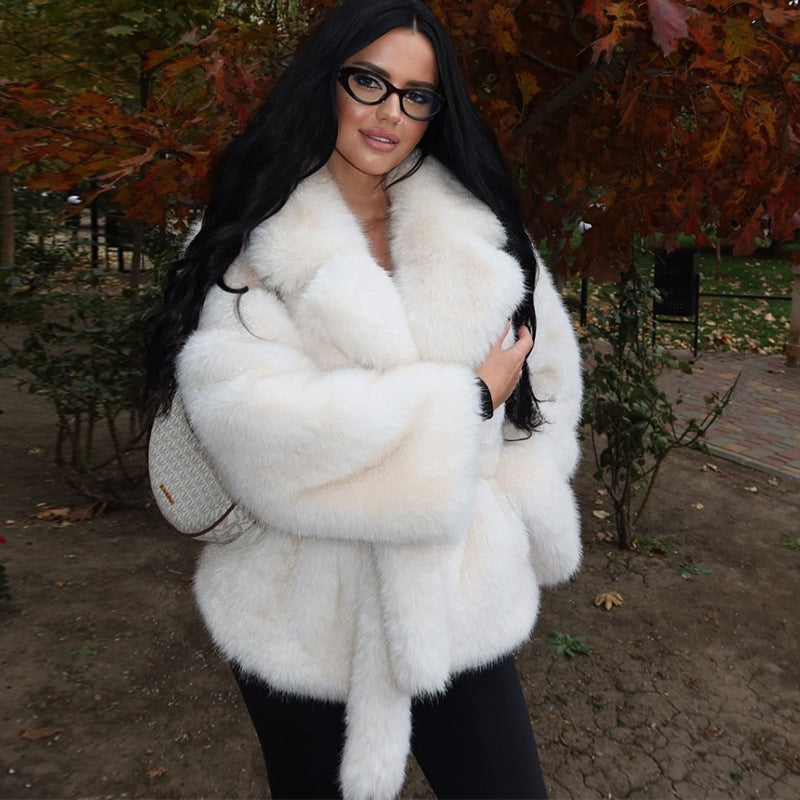 Damen Pelzmantel mit oversized Schnitt und weichem Innenfutter Echoarchiv