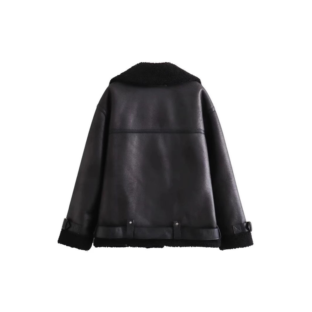 Damen Fliegerjacke im Bikerstil mit Teddyfutter, Kunstlederbesatz und Taillengürtel Echo Archiv
