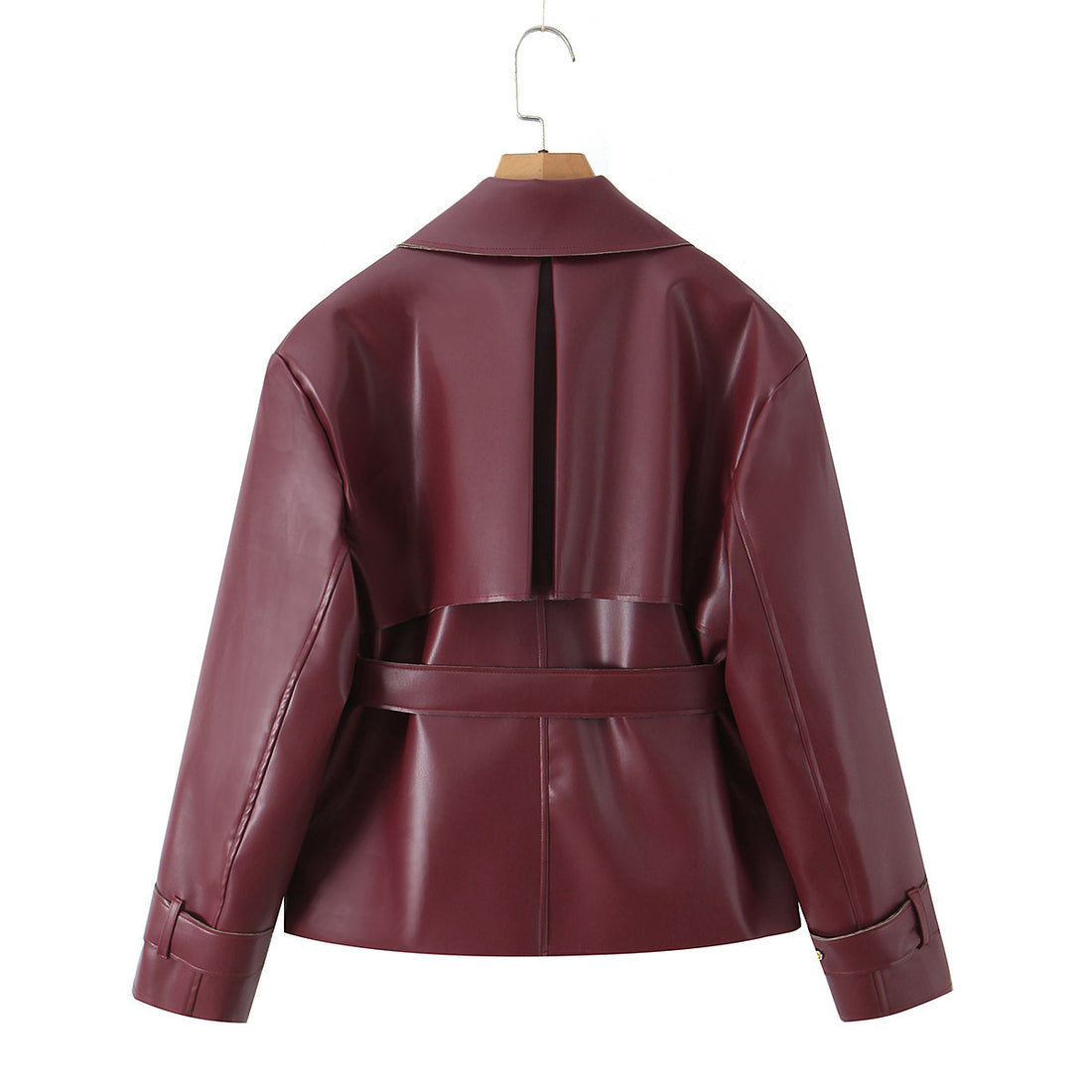 Damen Taillierte kurze Trenchjacke mit Bindegürtel und Cape-Detail aus veganer Lederoptik Echoarchiv