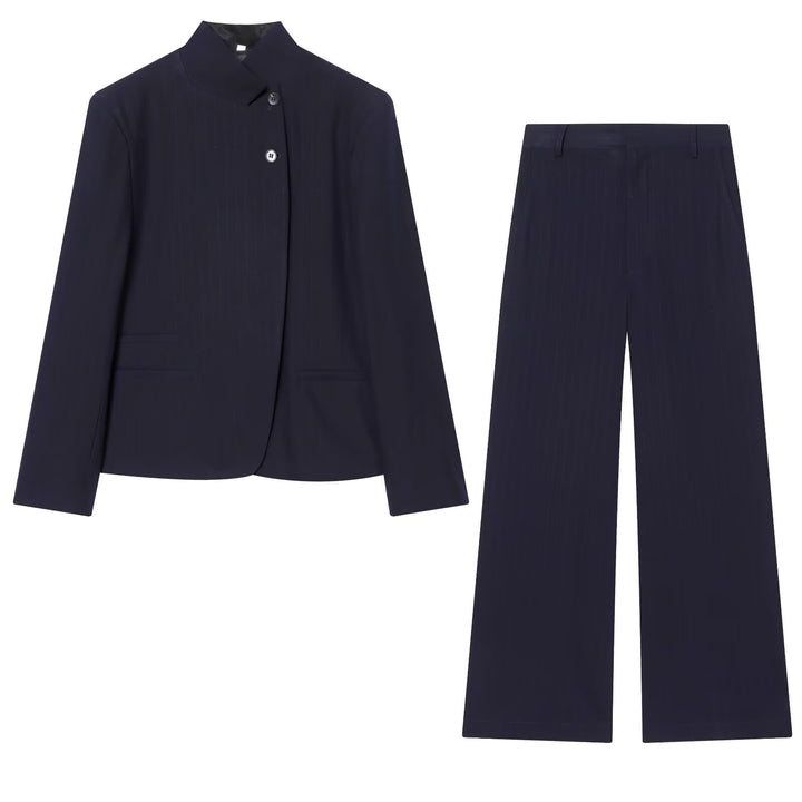 Damen Minimalistischer Kurzblazer mit Stehkragen und verdeckter Zweiknopf-Leiste Echo Archiv