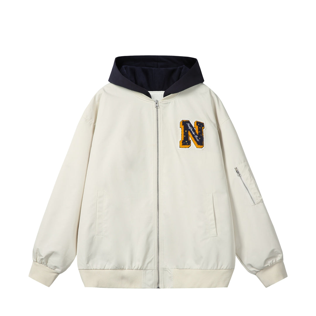 Unisex Boxy-Mehrlagige Bomberjacke mit integrierter Kapuze und Collegiate-Patch Echoarchiv