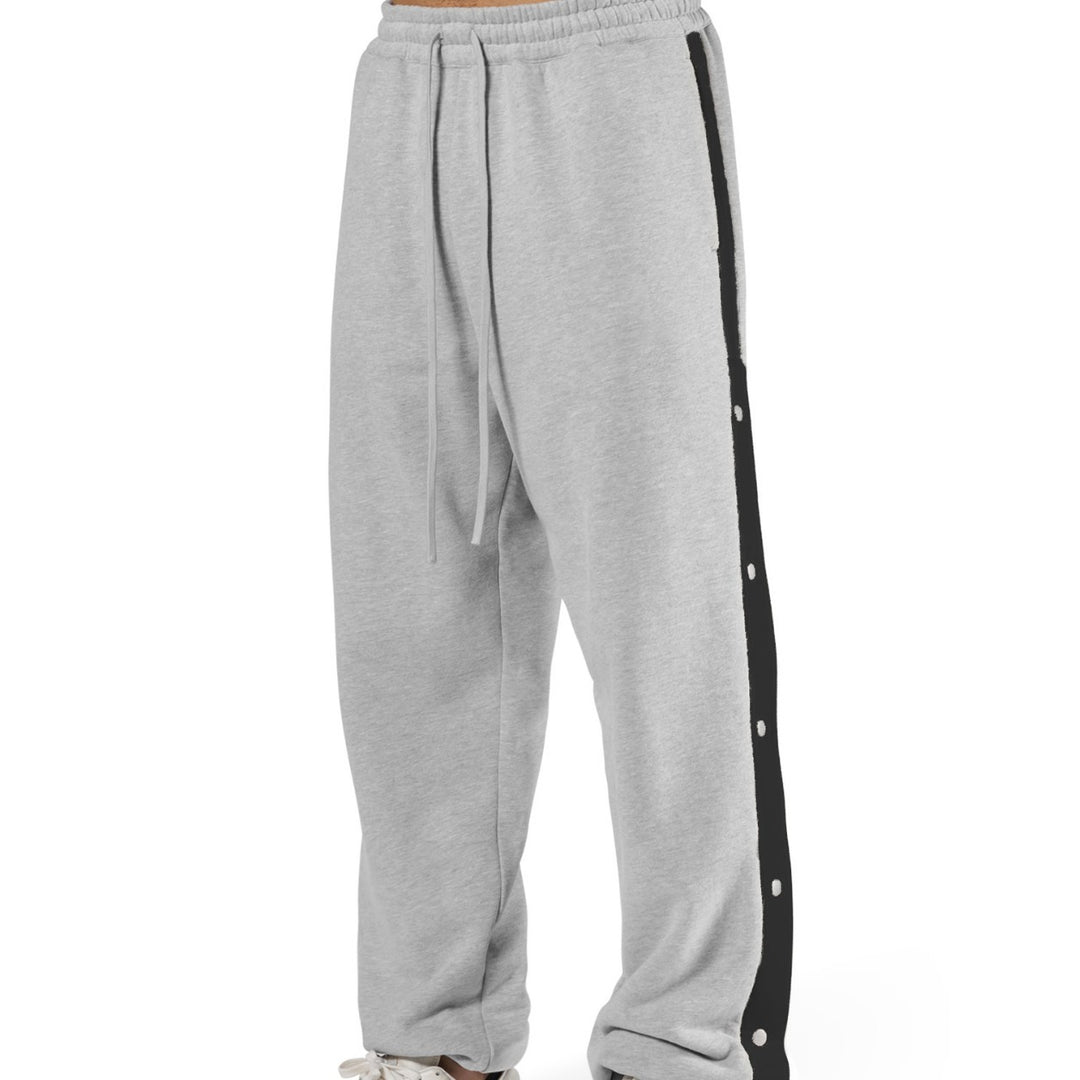 Herren Sporthose mit Druckknöpfen und elastischem Bund Echoarchiv