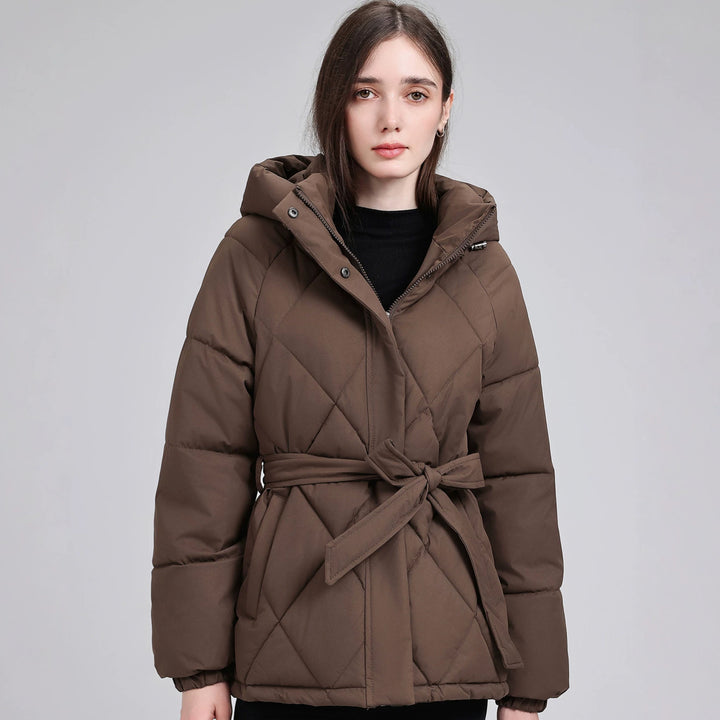 Damen Taillierter Steppparka mit Kapuze und Bindegürtel Echo Archiv