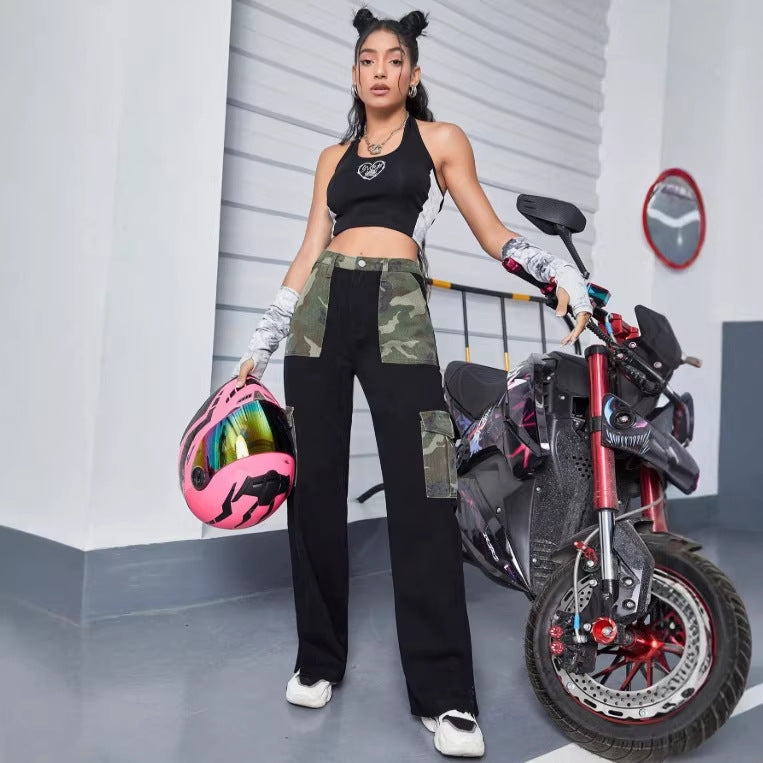 Damen High-Waist Utility-Jeans mit Camouflage-Paneelen und aufgesetzten Cargotaschen Echo Archiv