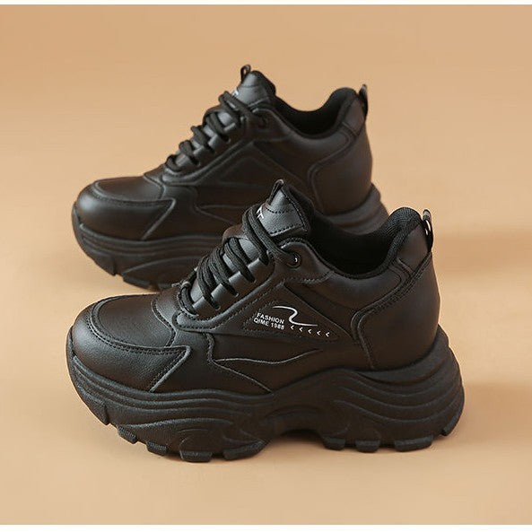 Damen Sportliche Chunky Sneakers mit robuster Profilsohle Echo Archiv